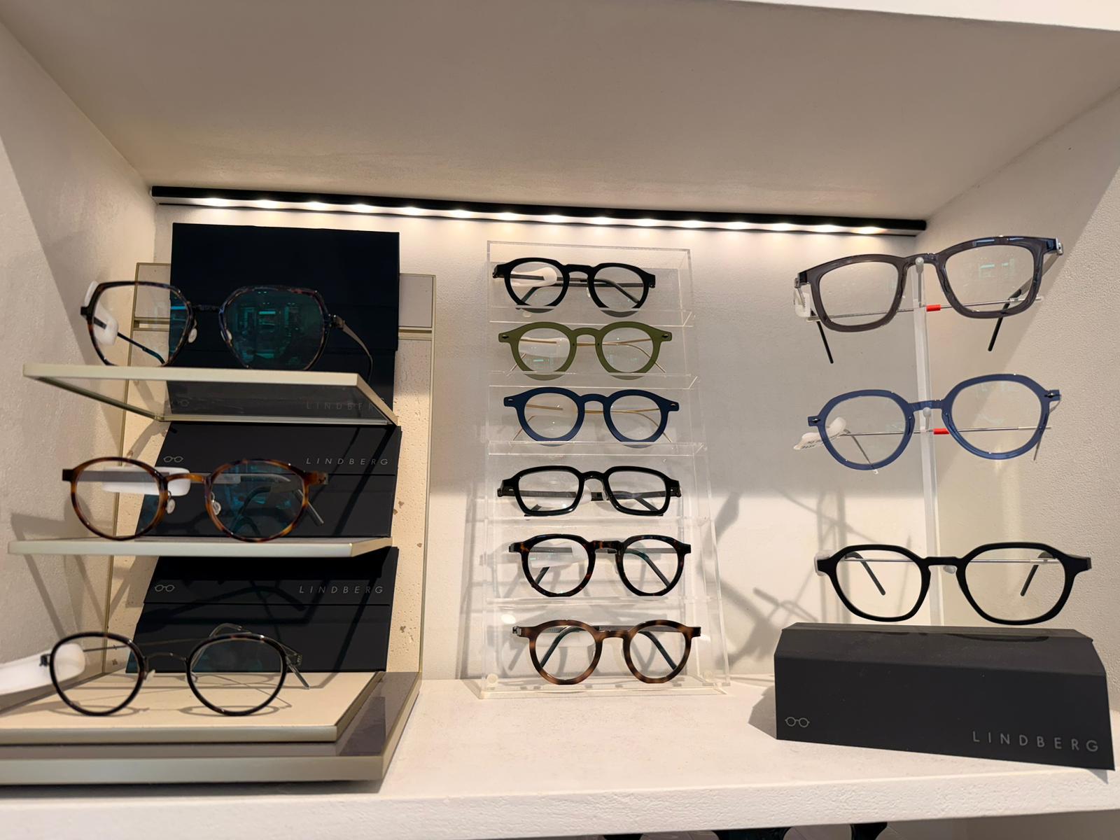 Intérieur boutique be-optic